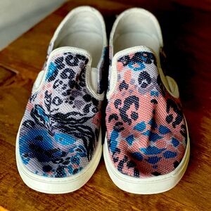 Olukai Women's Pehuea Cloudy Pa'i Crushback Slip-On Sneakers Size 9.5